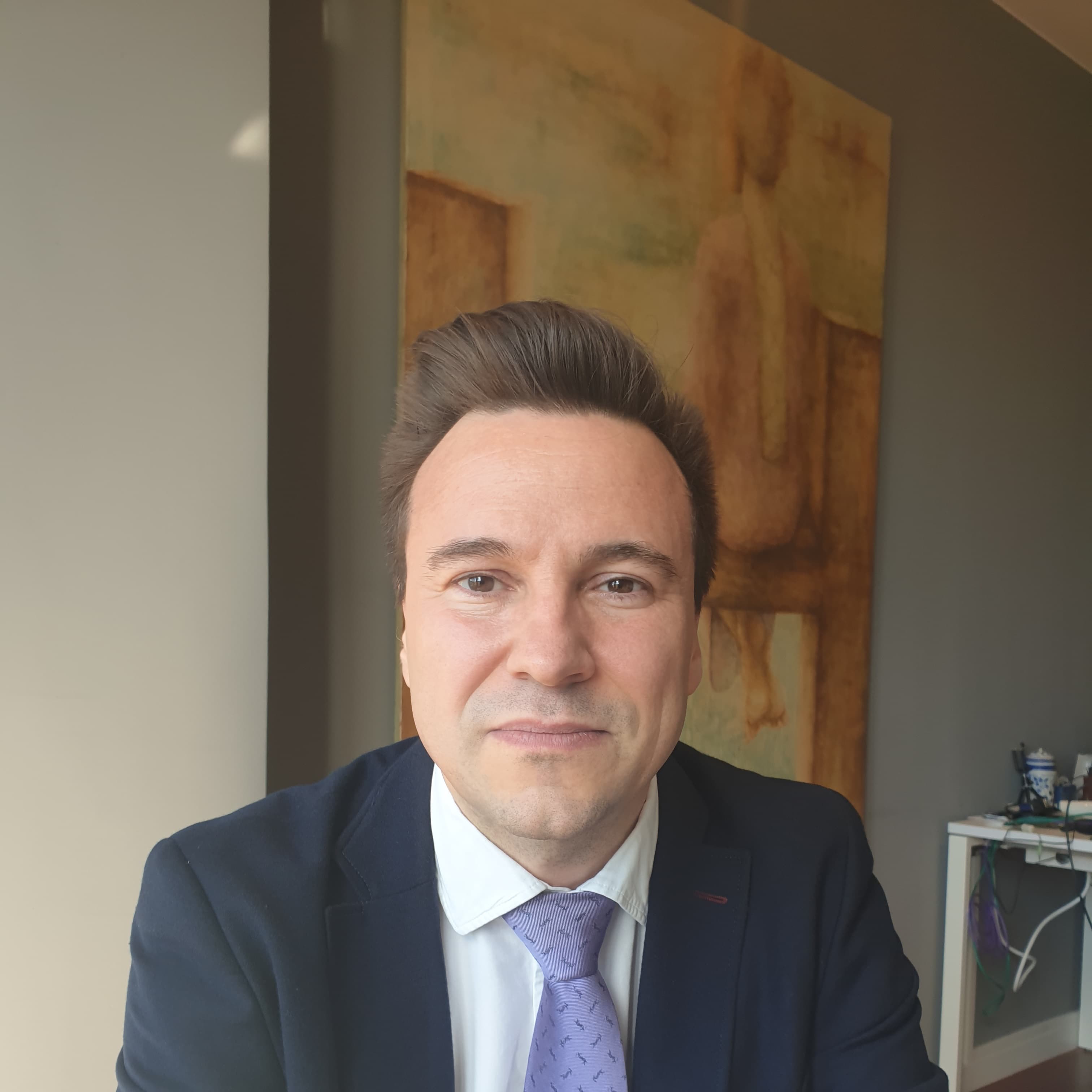 Jos MEDIO SERIO